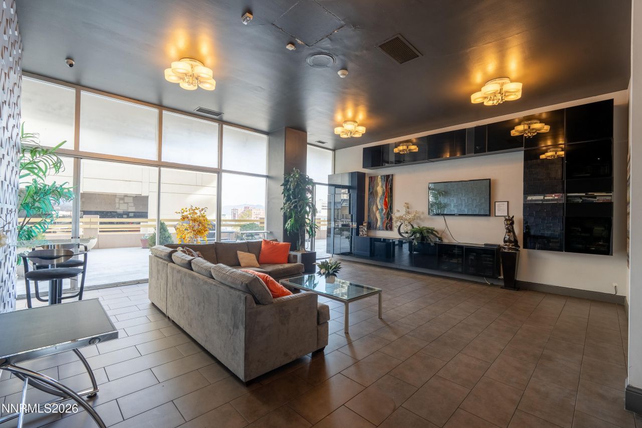 100 N Arlington Avenue, Unit 22H, Reno, NV 89501 Photo