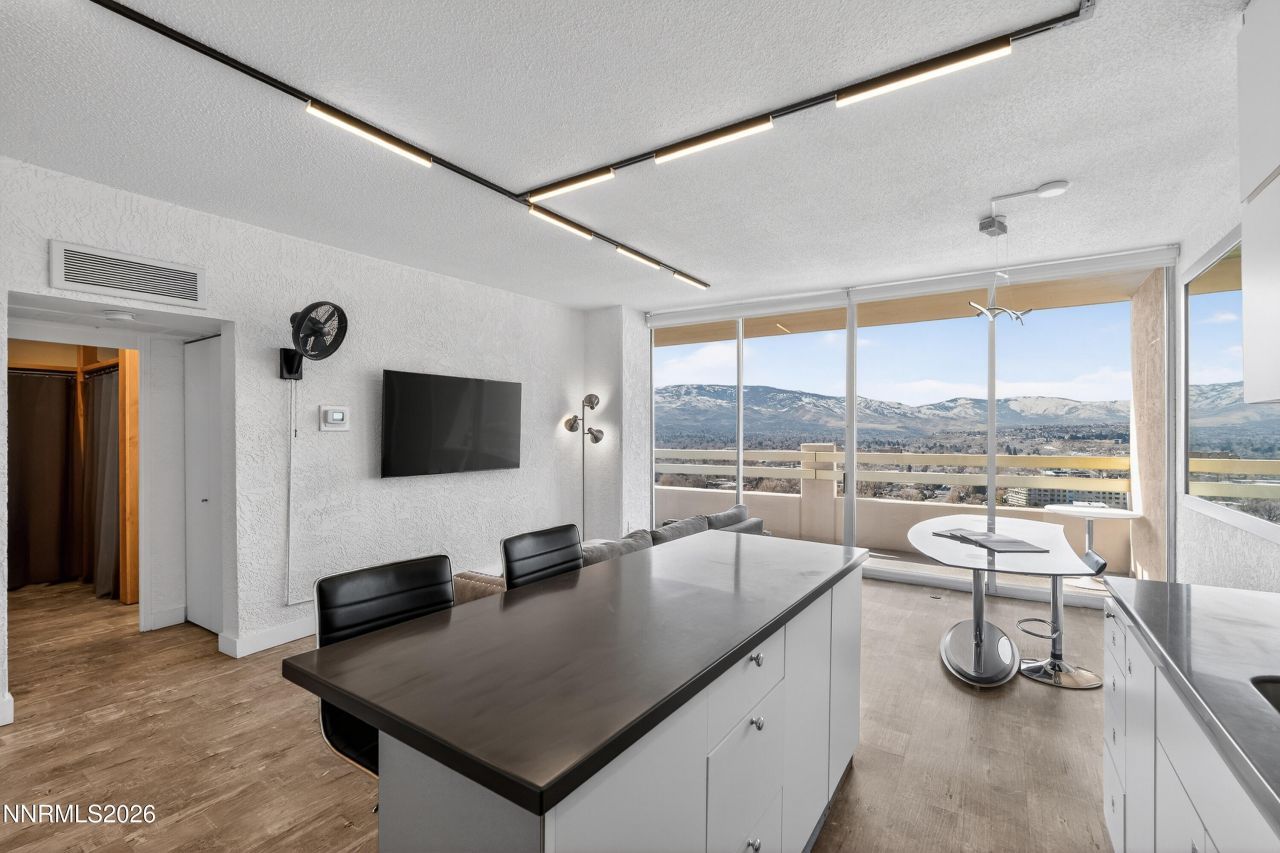 100 N Arlington Avenue, Unit 22H, Reno, NV 89501 Photo