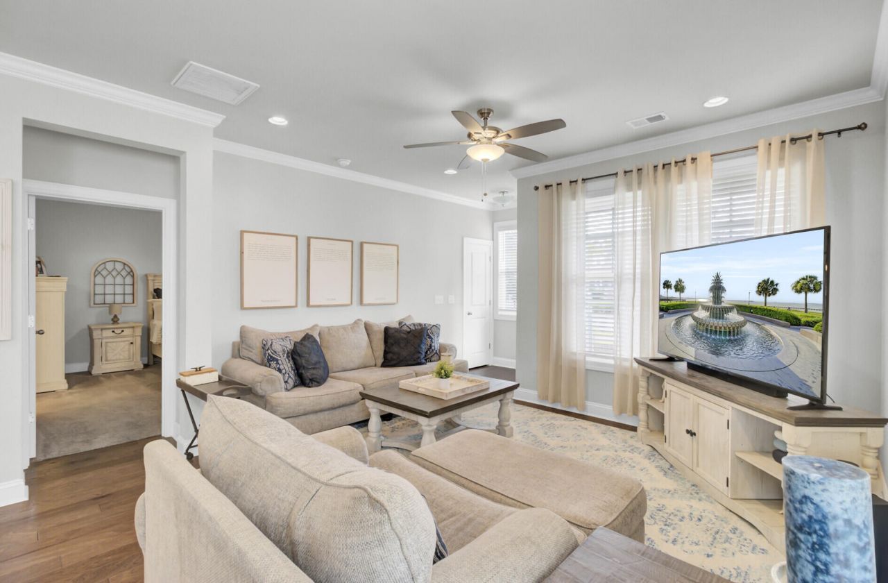 2672 Park W Boulevard Photo 10