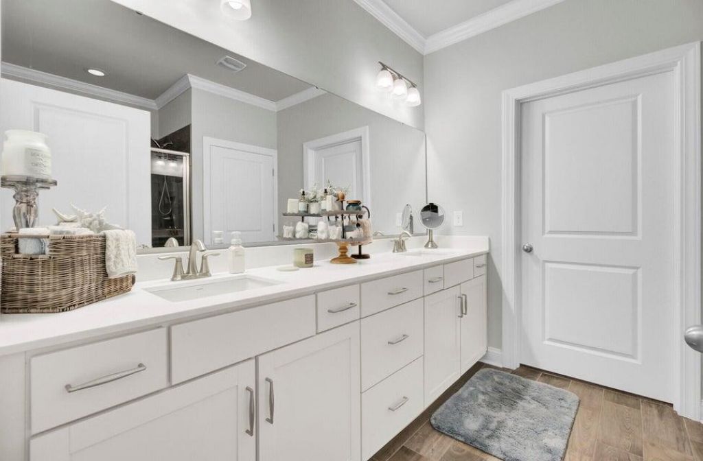 2672 Park W Boulevard Photo 12