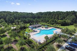 2672 Park W Boulevard photo 4