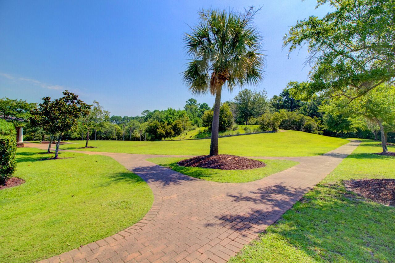 2672 Park W Boulevard Photo 36