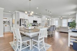 2672 Park W Boulevard photo 4