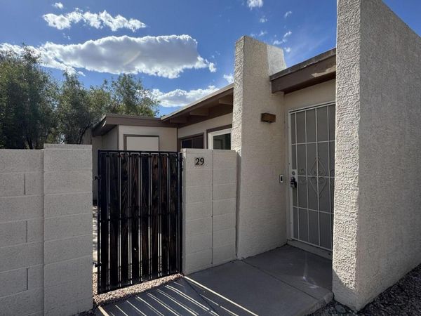 555 N MAY Street, Unit 29, Mesa, AZ 85201