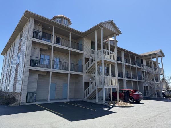 540 W Lake Street, Unit 12, Tawas City, MI 48763