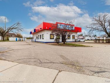 17431 DIX Road , Melvindale, MI 48122