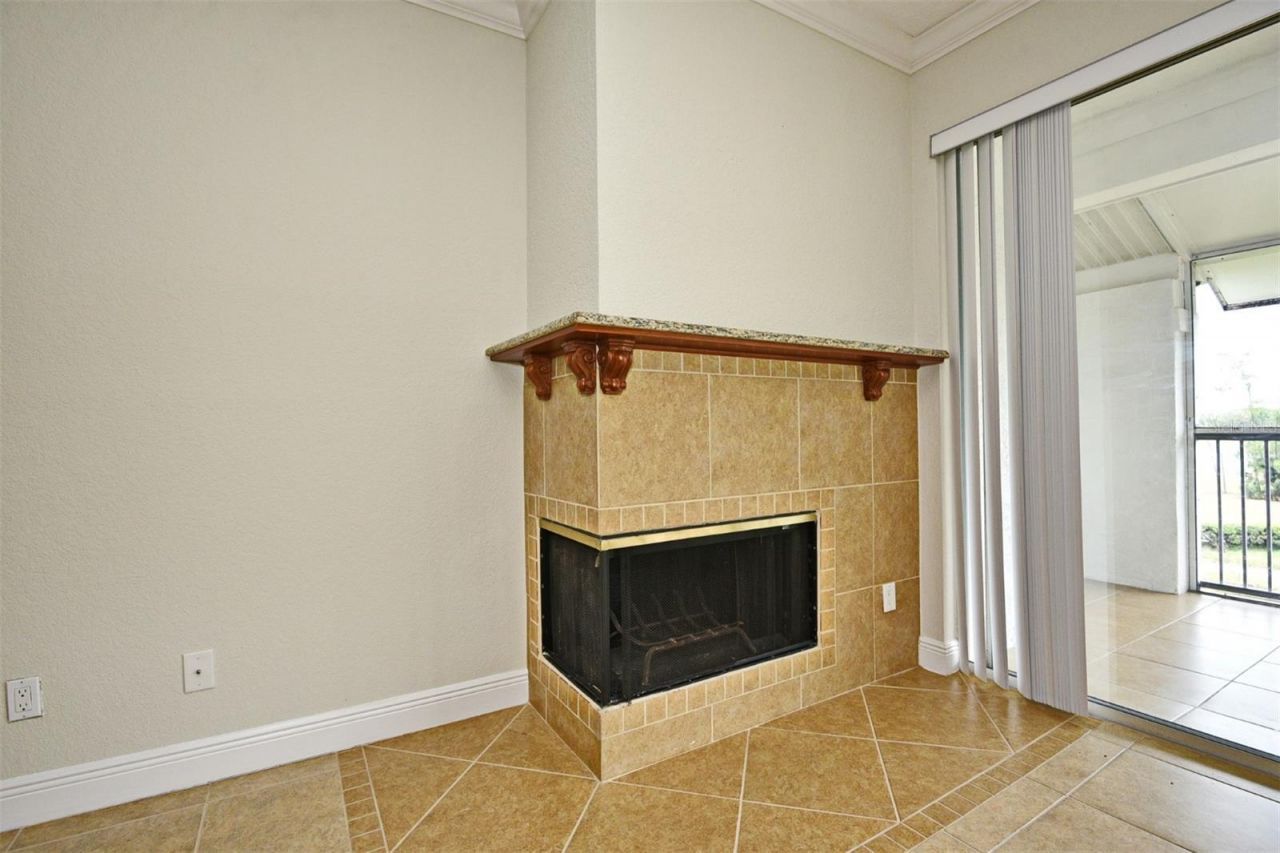 443 Hamptoncrest Circle, Unit 305, Heathrow, FL 32746 Photo