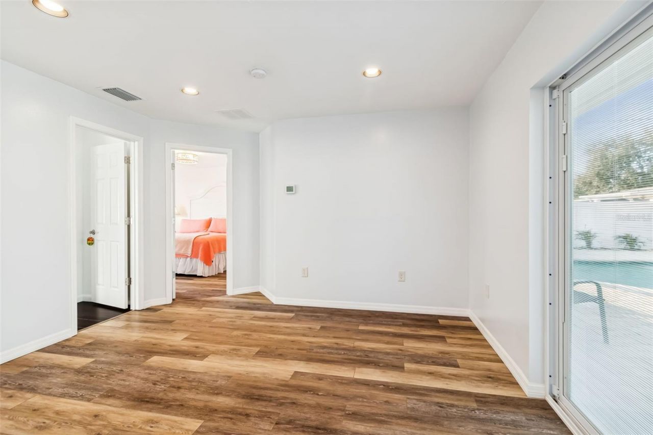 5112 58th Way N, Kenneth City, FL 33709 Photo