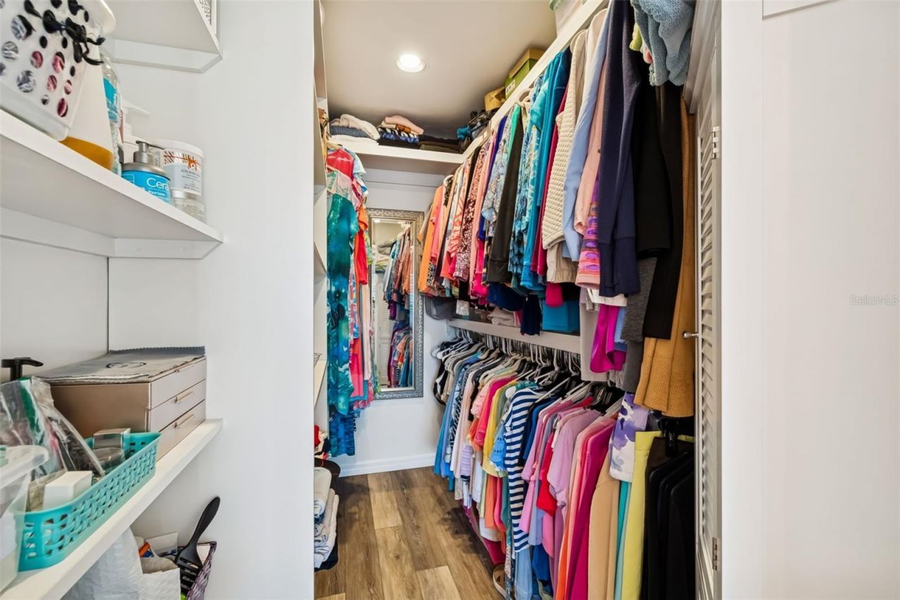 5112 58th Way N, Kenneth City, FL 33709 Photo