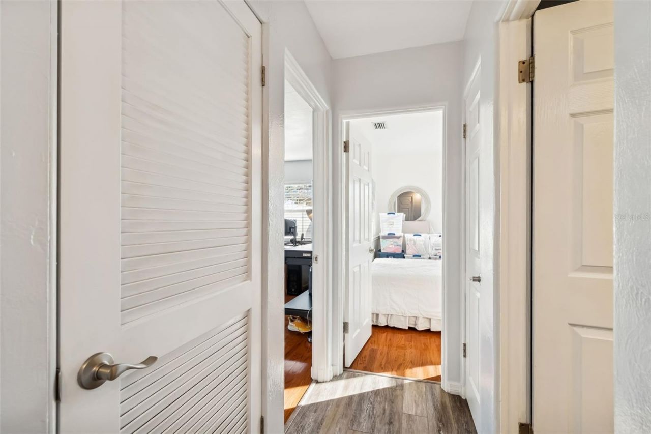 5112 58th Way N, Kenneth City, FL 33709 Photo