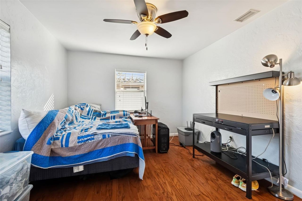 5112 58th Way N, Kenneth City, FL 33709 Photo