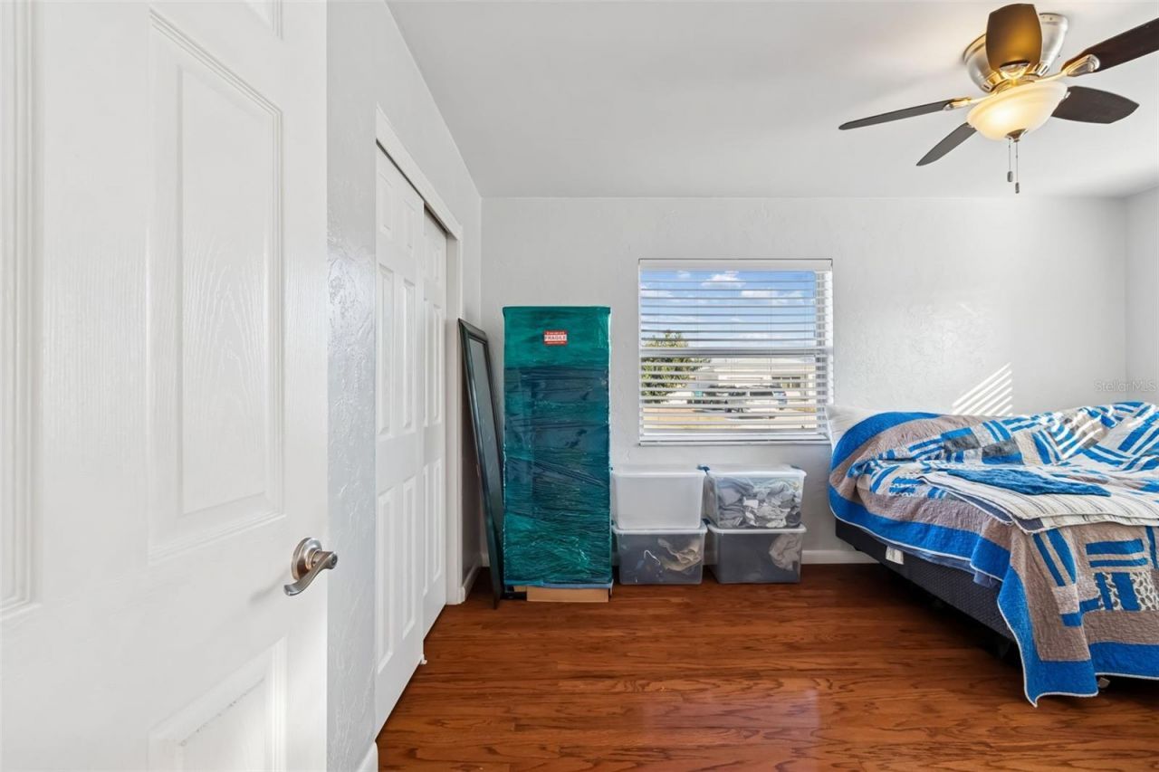 5112 58th Way N, Kenneth City, FL 33709 Photo