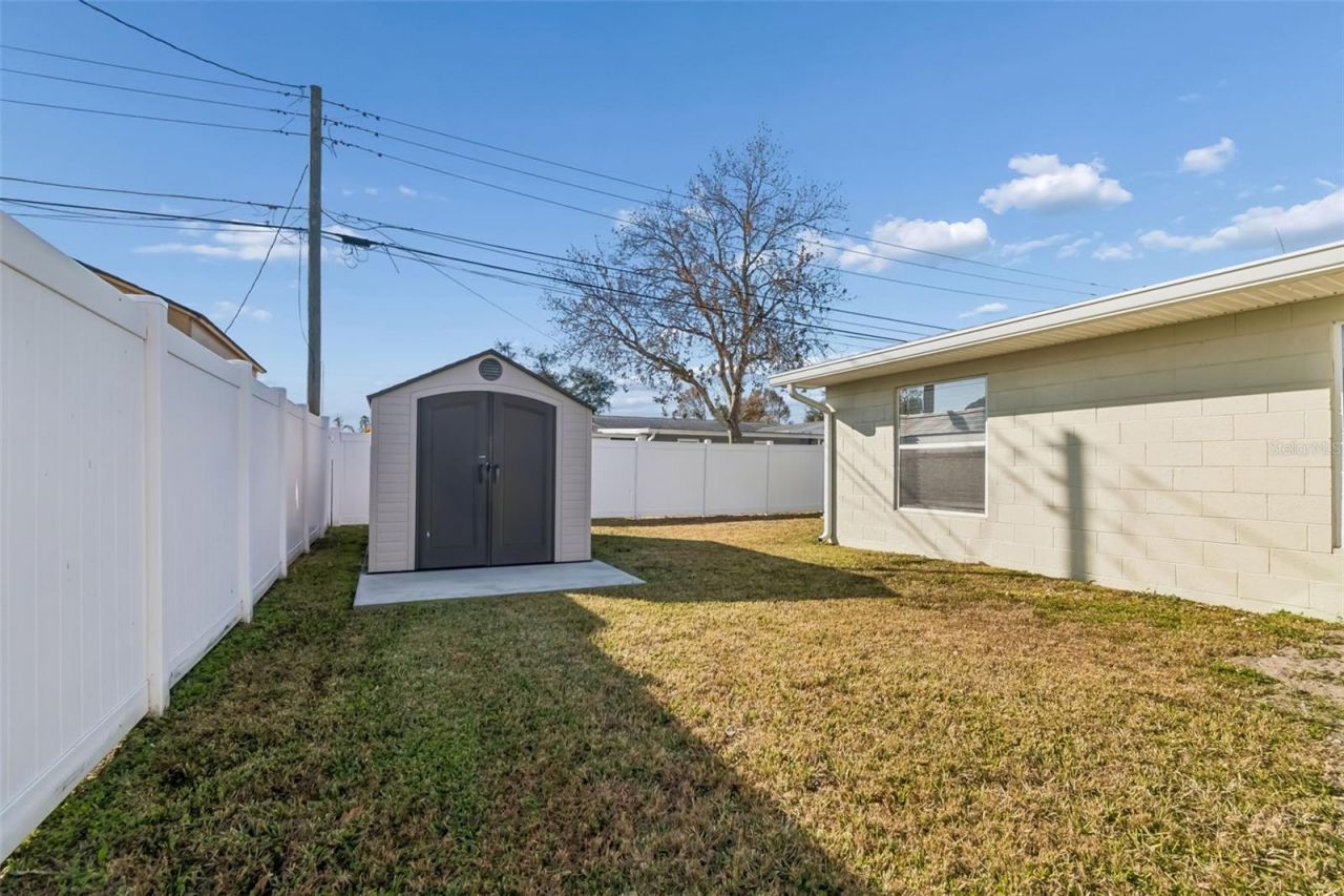 5112 58th Way N, Kenneth City, FL 33709 Photo