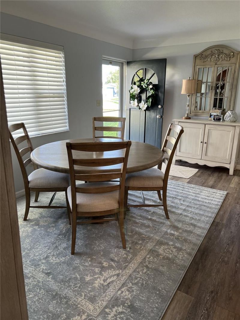 5112 58th Way N, Kenneth City, FL 33709 Photo