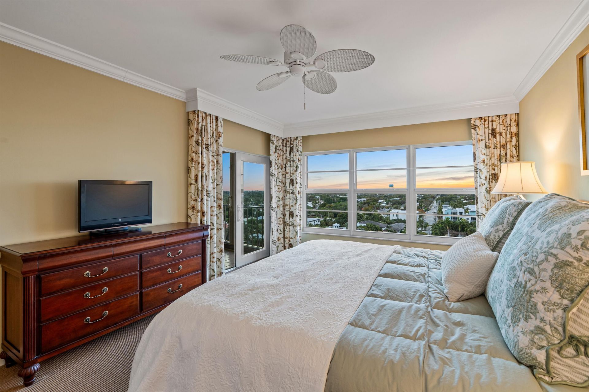 400 Seasage Drive, Unit 1101, Delray Beach, FL 33483 Photo