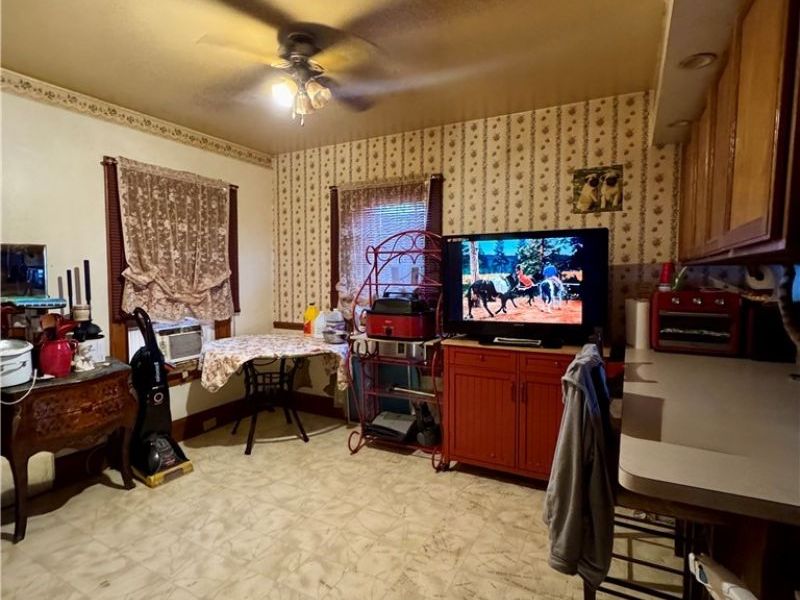 143 Wilson Street, Struthers, OH 44471 Photo 6