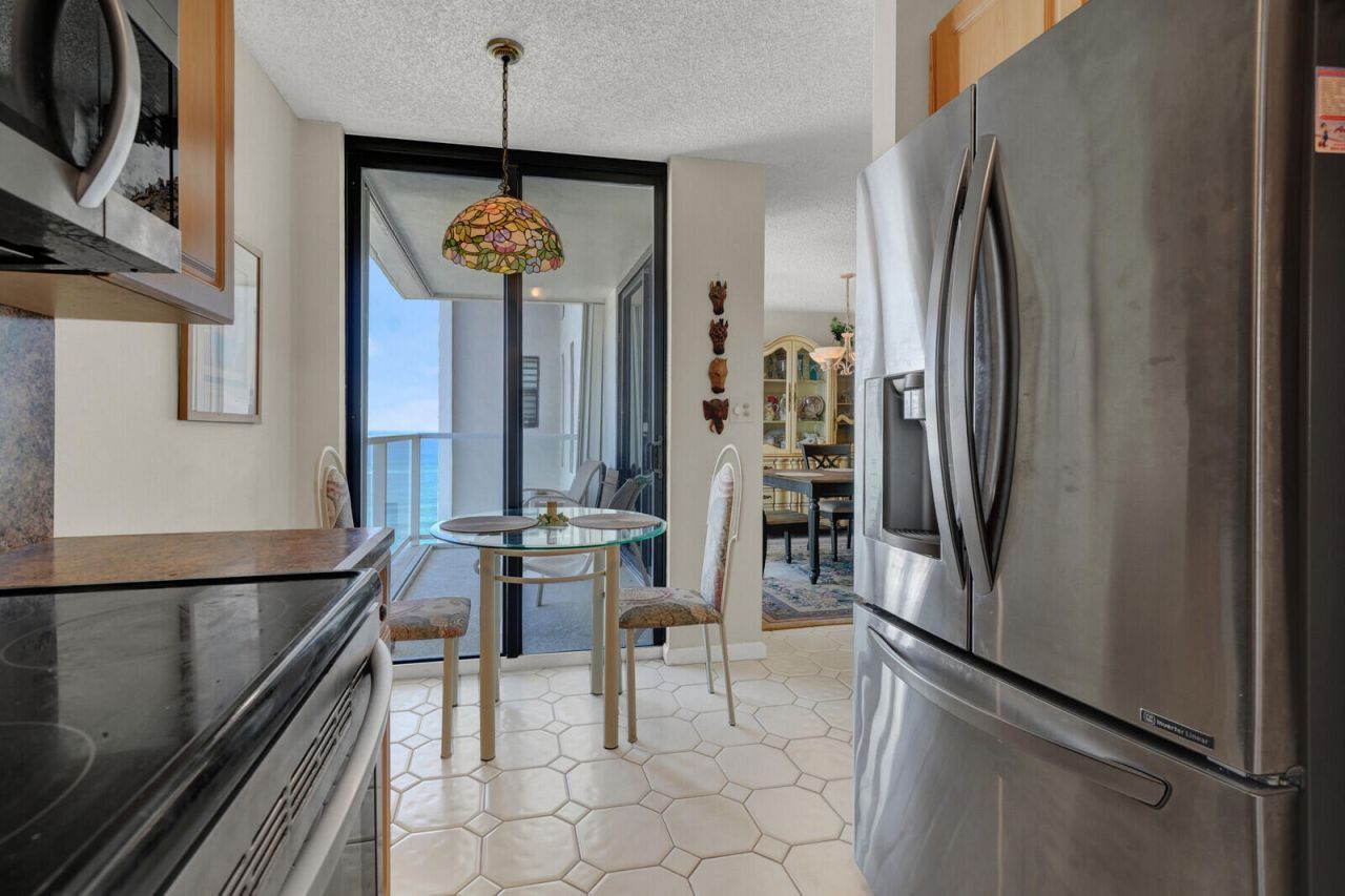 1000 S Ocean Boulevard, Unit 17m, Pompano Beach, FL 33062 Photo