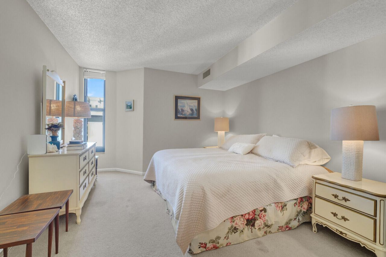 1000 S Ocean Boulevard, Unit 17m, Pompano Beach, FL 33062 Photo