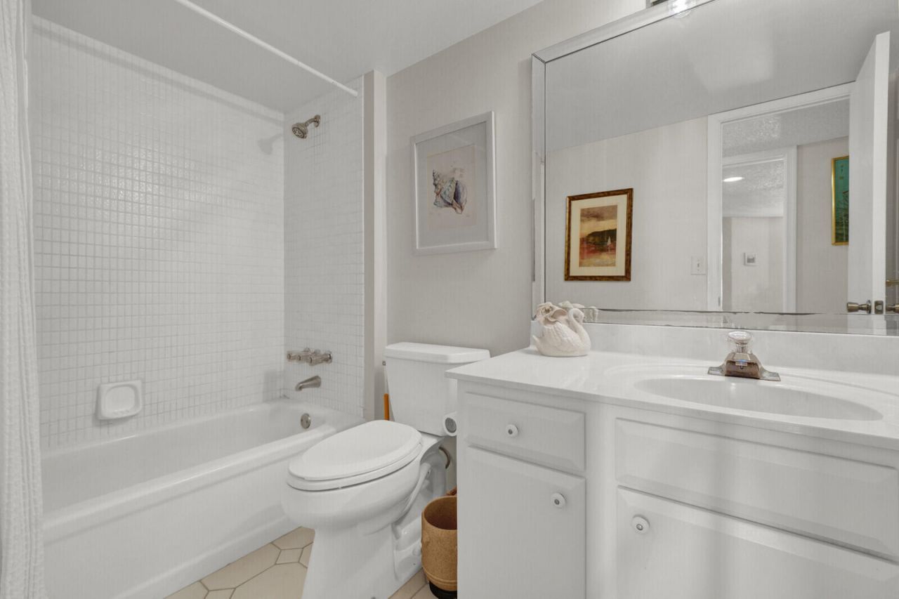 1000 S Ocean Boulevard, Unit 17m, Pompano Beach, FL 33062 Photo