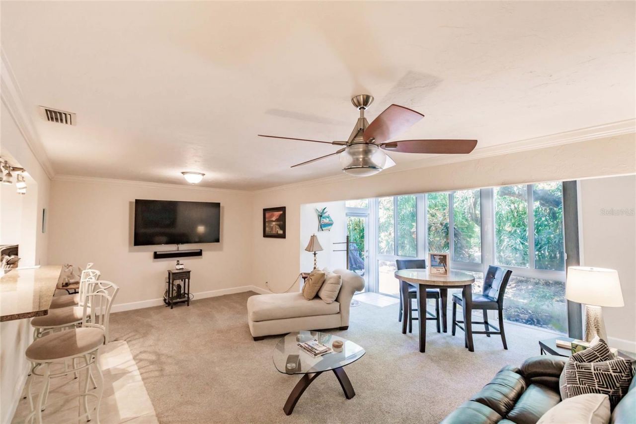 1207 E Peppertree Drive, Unit 231, Sarasota, FL 34242 Photo