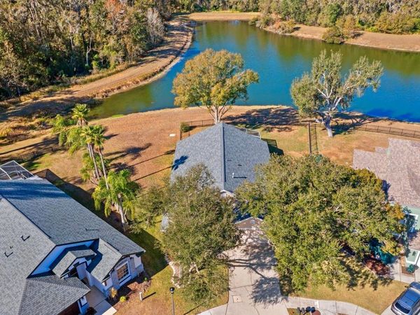 5825 HAWKWOOD COURT, LITHIA, FL 33547
