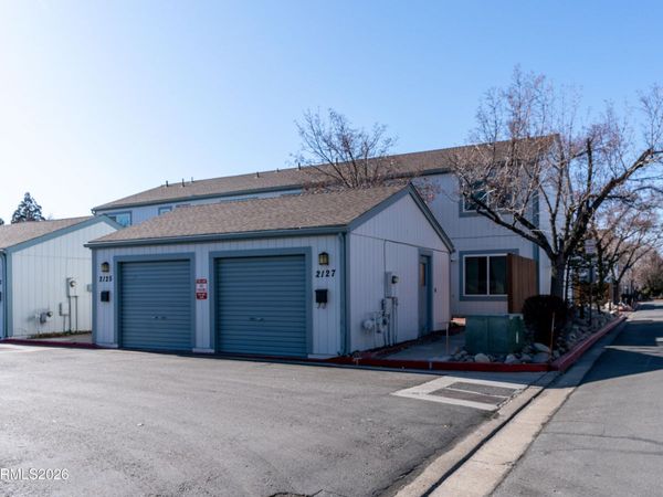 2127 Greyhaven Lane, Sparks, NV 89431