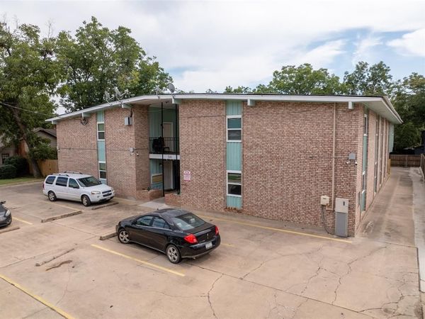510 Texas Street, Unit 14, Denton, TX 76209