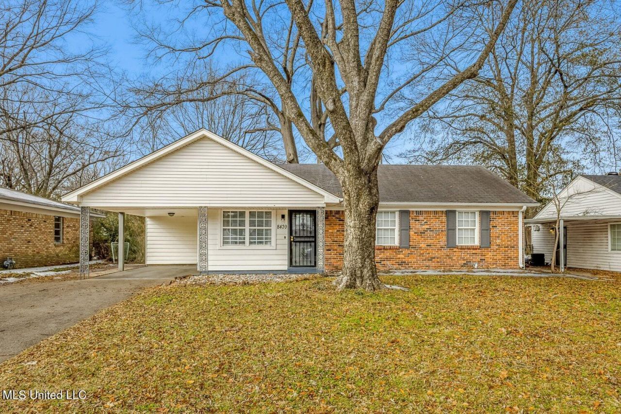 8439 Booneville Drive, Southaven, MS 38671 Main Photo