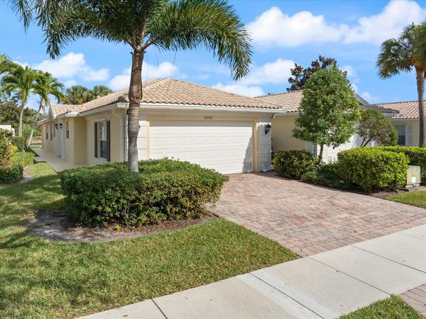 8255 Quito Place, Wellington, FL 33414