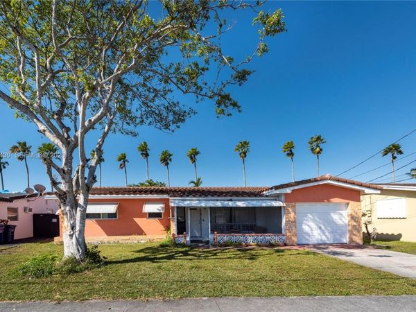 600 SW 11th Ave, Hallandale Beach, FL 33009