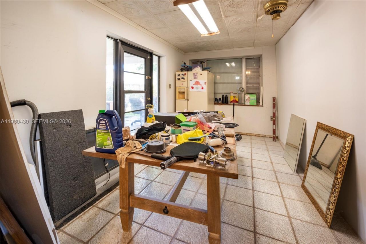 600 SW 11th Ave, Hallandale Beach, FL 33009 Photo