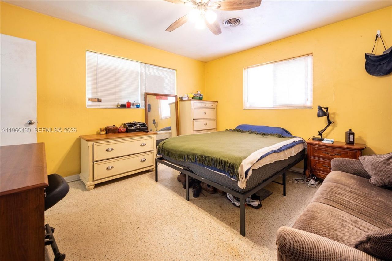 600 SW 11th Ave, Hallandale Beach, FL 33009 Photo