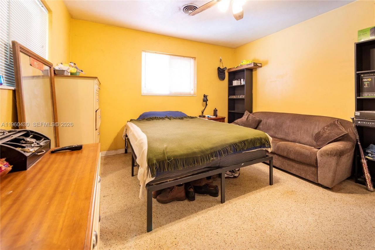 600 SW 11th Ave, Hallandale Beach, FL 33009 Photo