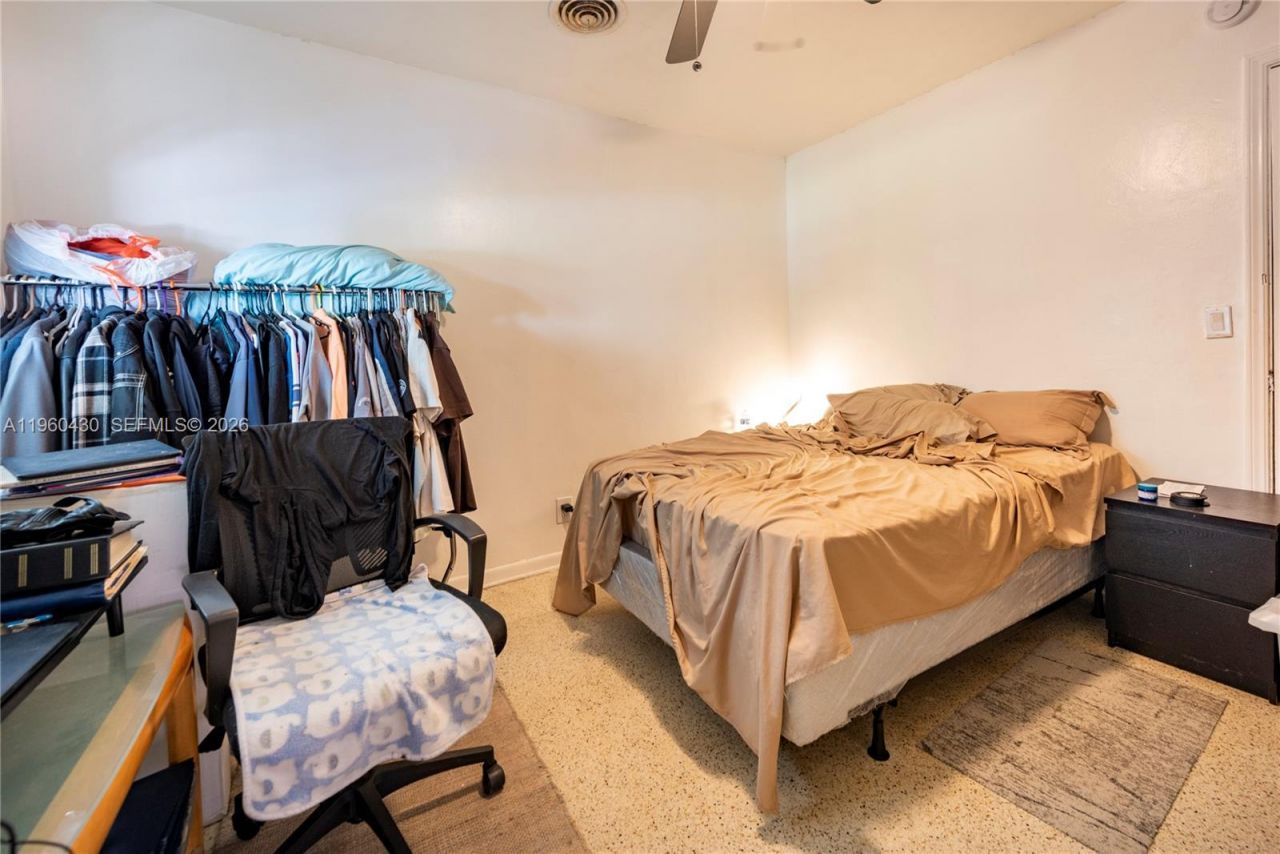 600 SW 11th Ave, Hallandale Beach, FL 33009 Photo