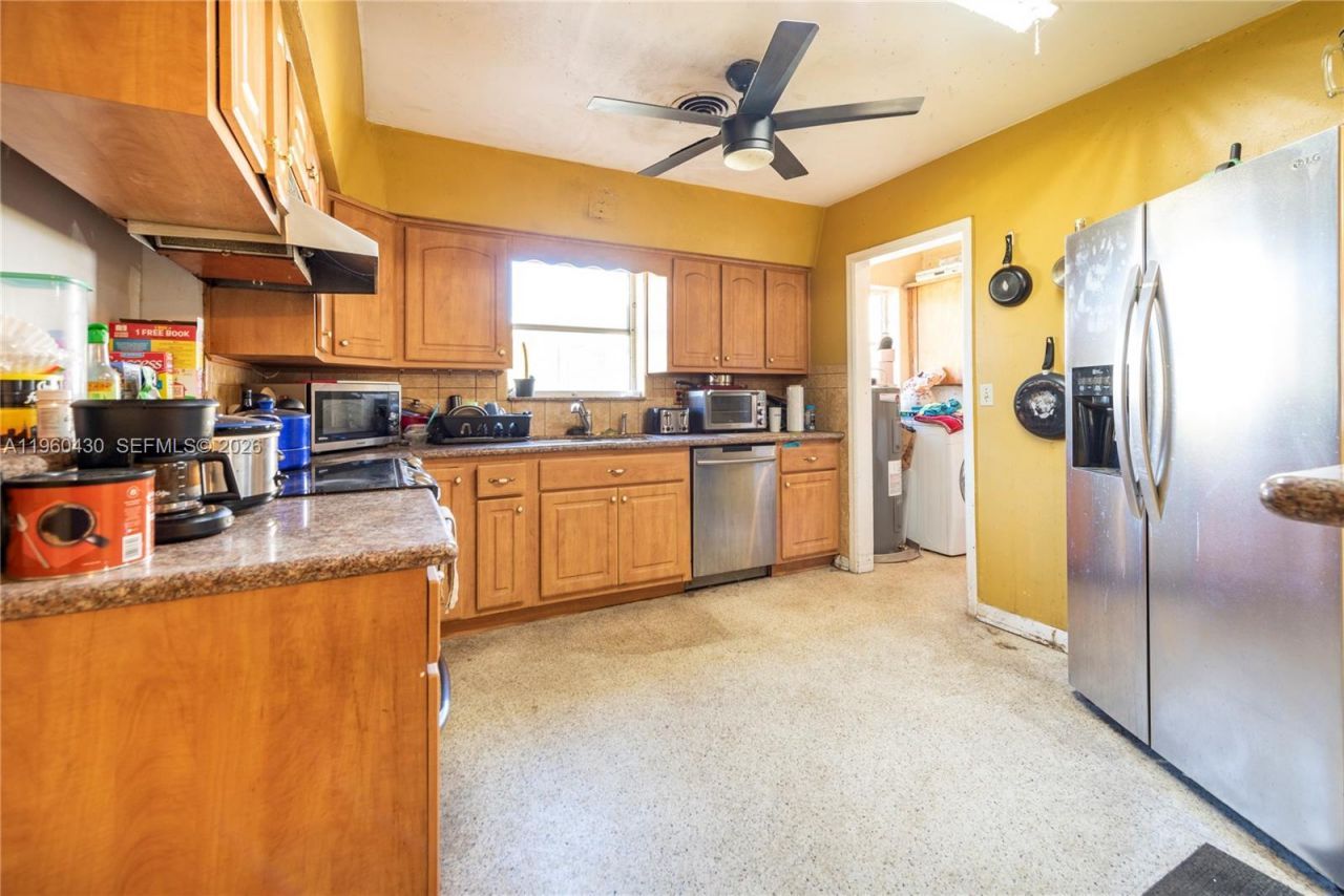 600 SW 11th Ave, Hallandale Beach, FL 33009 Photo