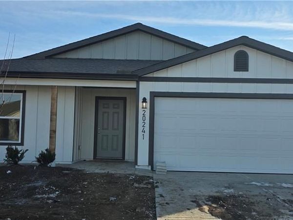 20241 W 194th Terrace, Spring Hill, KS 66083