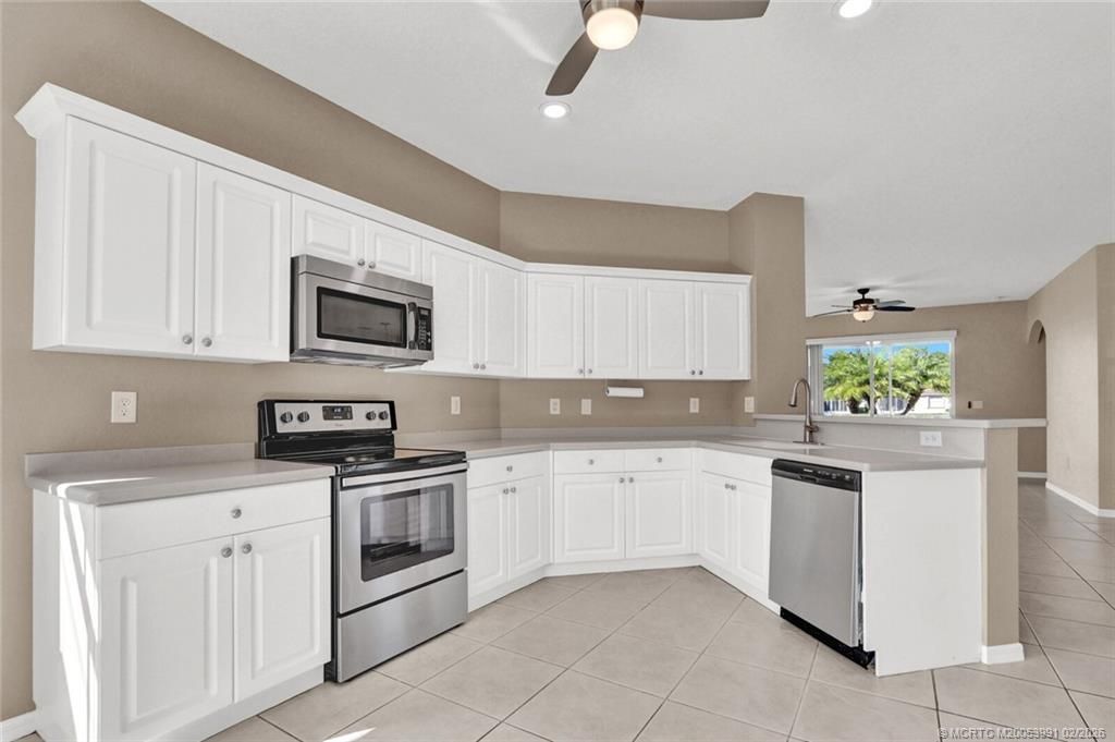 873 SW Rocky Bayou Terrace, Port Saint Lucie, FL 34986 Photo