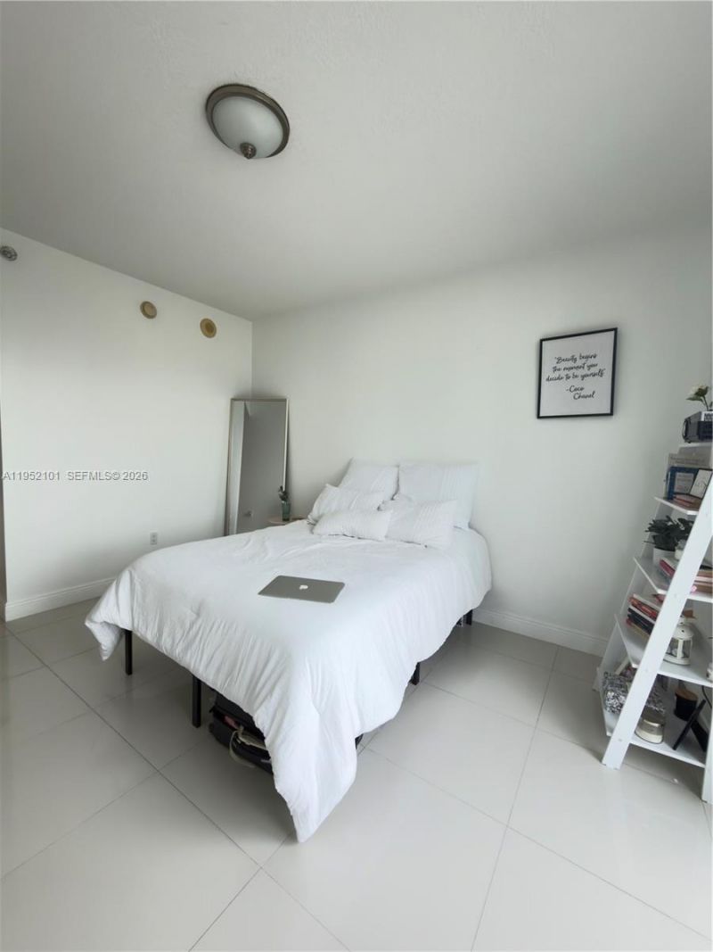 185 SW 7th St , Unit 2711, Miami, FL 33130 Photo