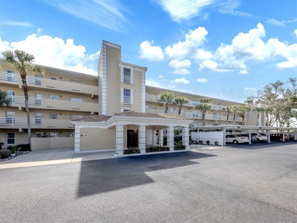 818 WEXFORD BOULEVARD, Unit 818, VENICE, FL 34293