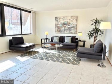 3713 S GEORGE MASON DRIVE, Unit T5W, FALLS CHURCH, VA 22041