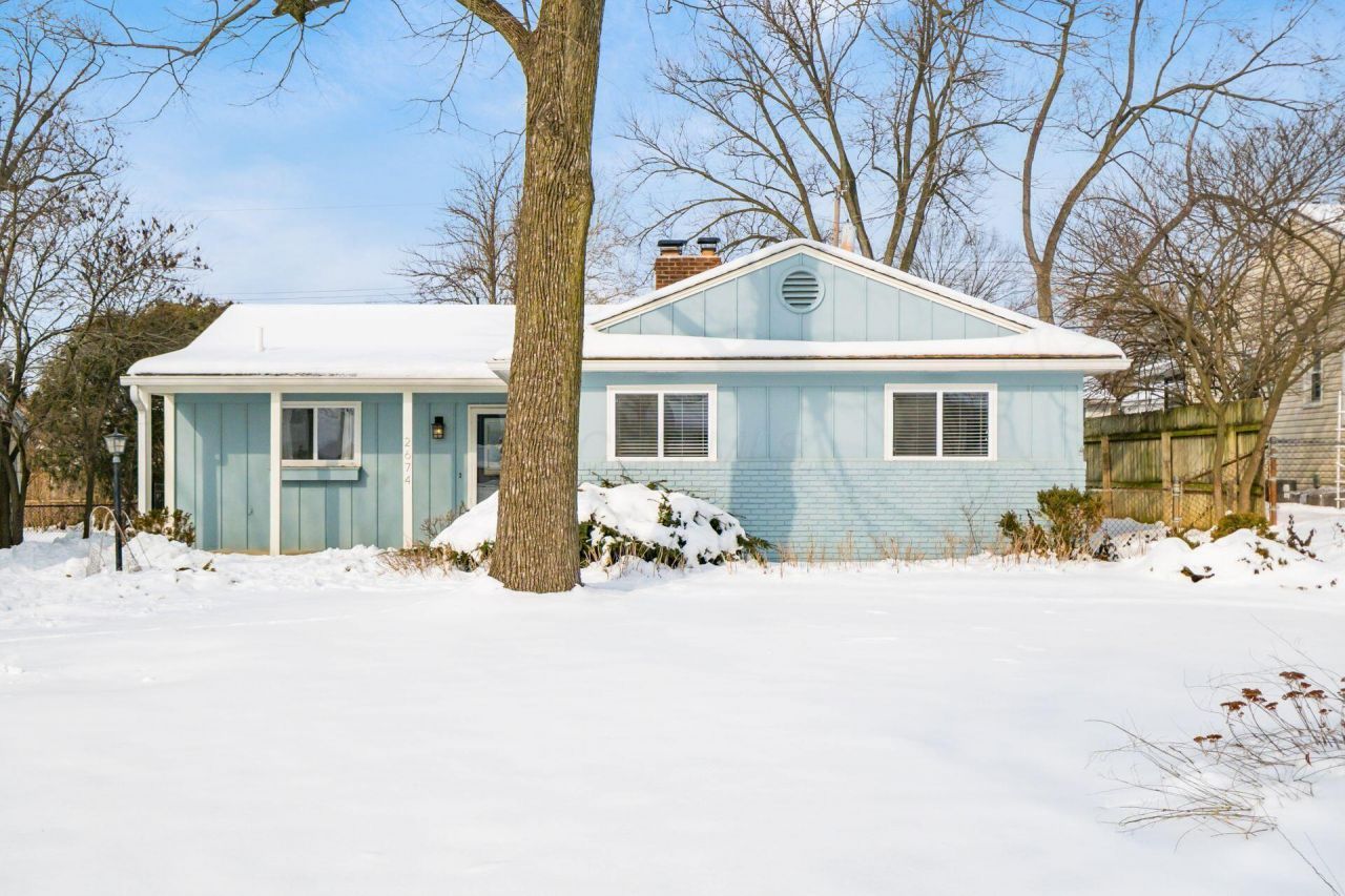 2674 Woodstock Road, Upper Arlington, OH 43221 Main Photo