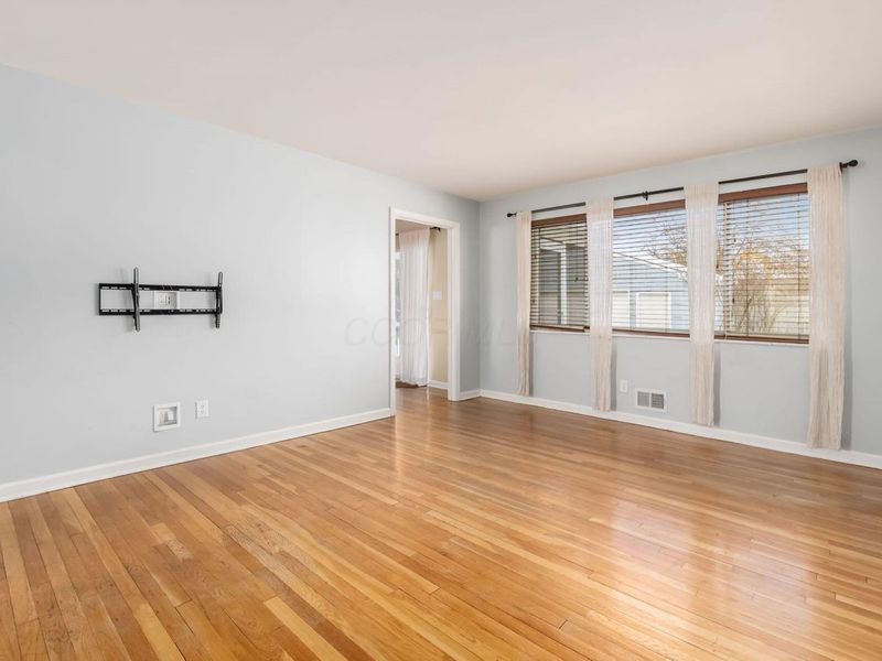 2674 Woodstock Road, Upper Arlington, OH 43221 Photo 8