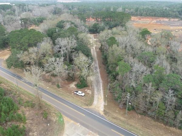 4560 Lott Road W, Eight Mile, AL 36613