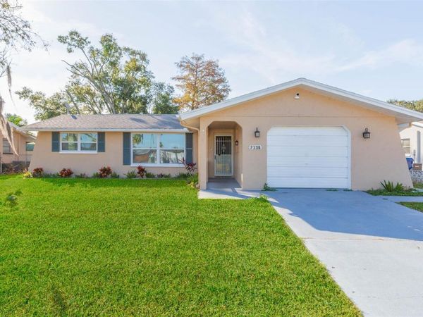 7336 CHERRY LAUREL DRIVE, PORT RICHEY, FL 34668