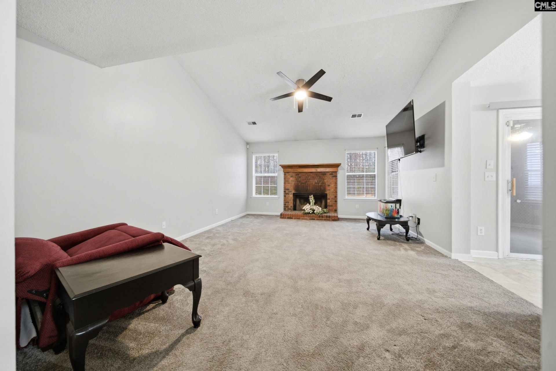 205 Alderston Way Photo 8