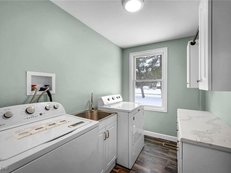 10831 Chillicothe Road, Kirtland, OH 44094 Photo 12