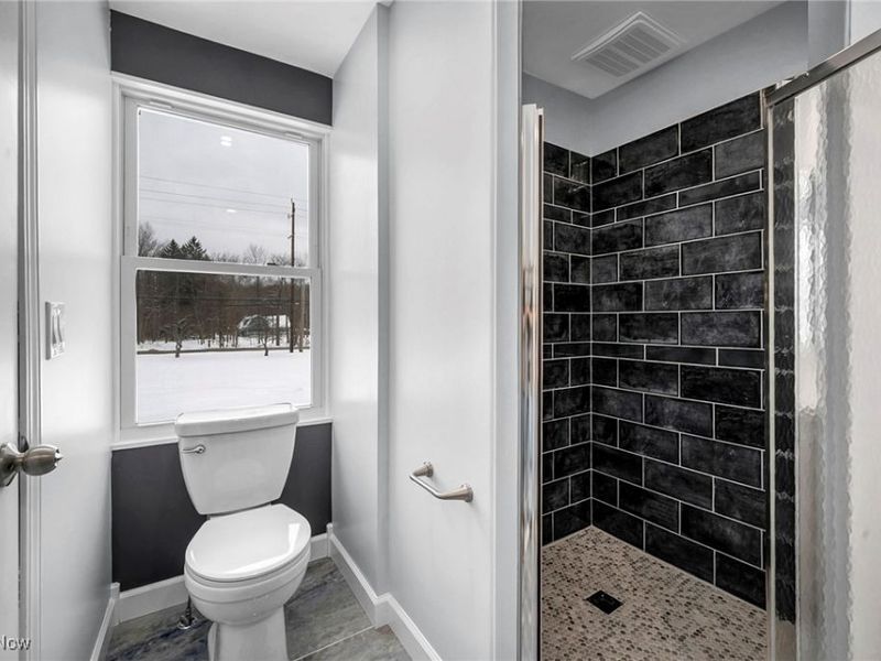 10831 Chillicothe Road, Kirtland, OH 44094 Photo 17