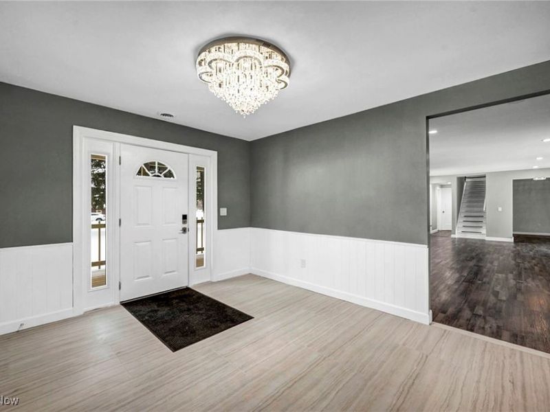 10831 Chillicothe Road, Kirtland, OH 44094 Photo 3