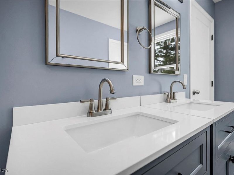 10831 Chillicothe Road, Kirtland, OH 44094 Photo 33