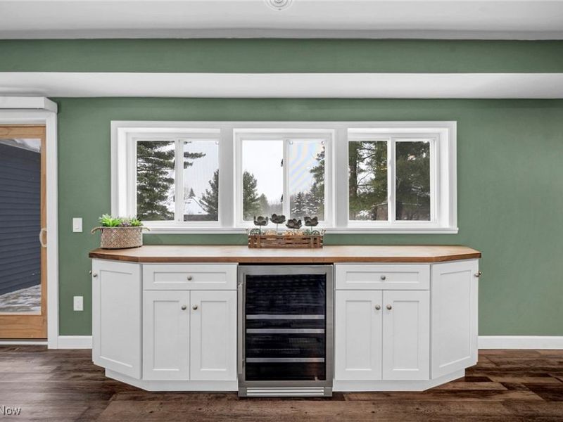 10831 Chillicothe Road, Kirtland, OH 44094 Photo 8